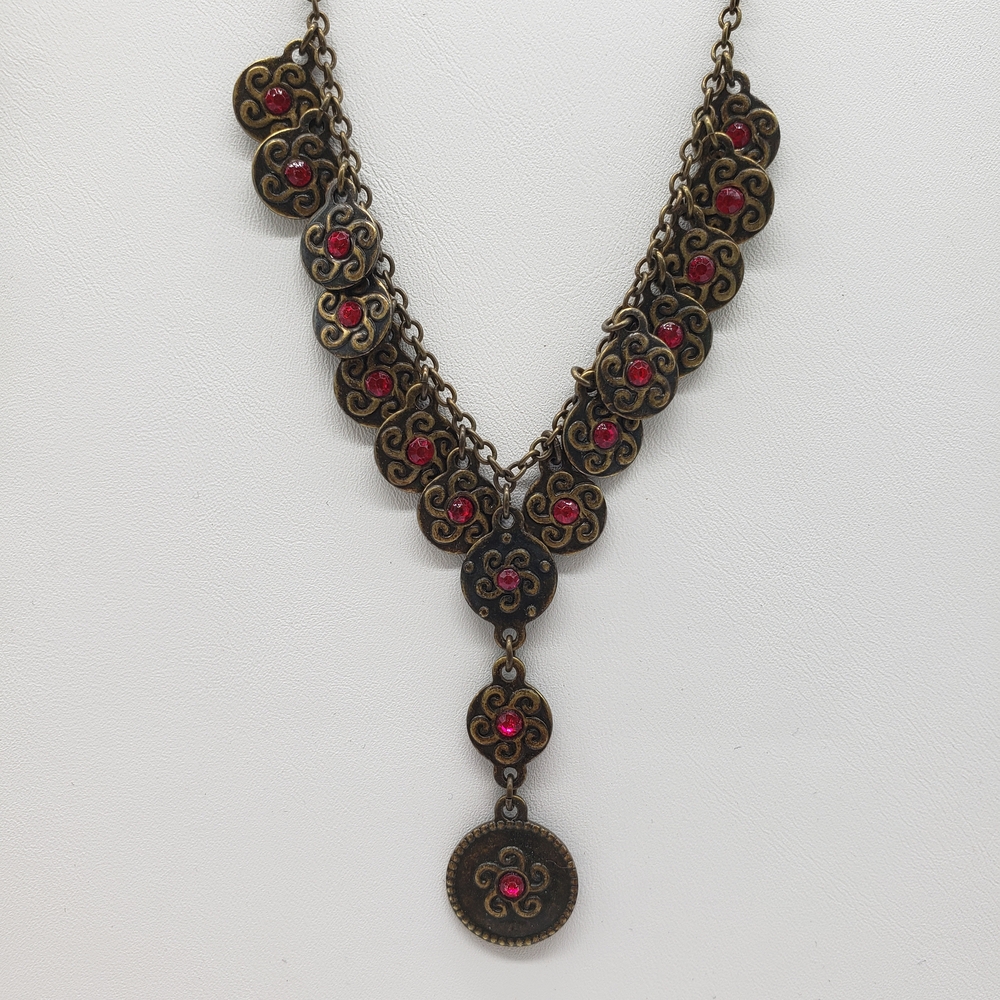 Elegant Bronze and Faux Red Accent Fashion Pendant Necklace